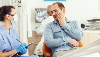 My Tooth Hurts at Night But Not During the Day: Causes and Solutions
