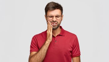 Why Does My Jaw Crack When I Chew? Common Dental and TMJ Causes